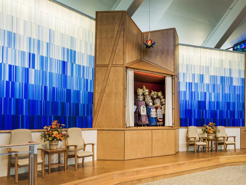 Glass Art Screens | Temple Adath Israel | Paul Housberg