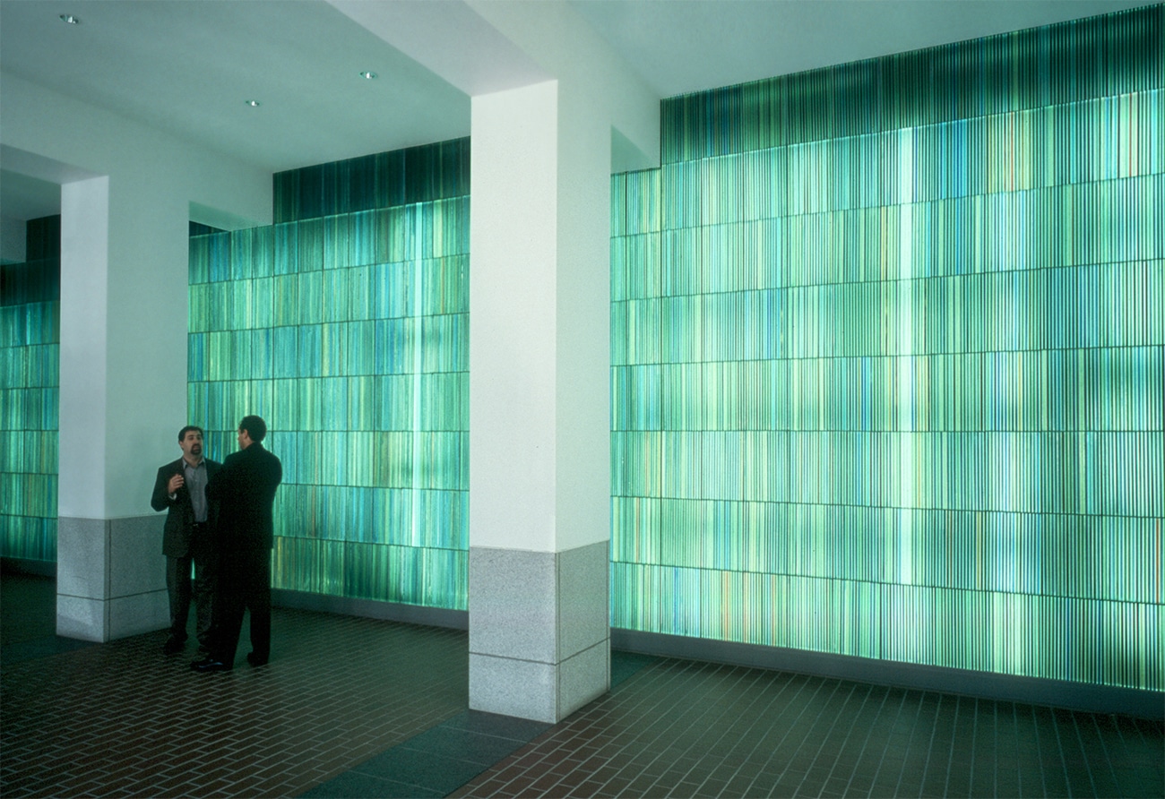 Contemporary Art Glass | William J. Nealon Federal Building
